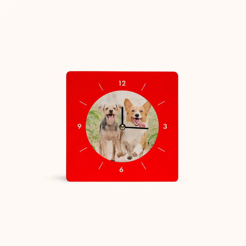 6x6 Circle Personalized Clock - Red / No gift wrapped